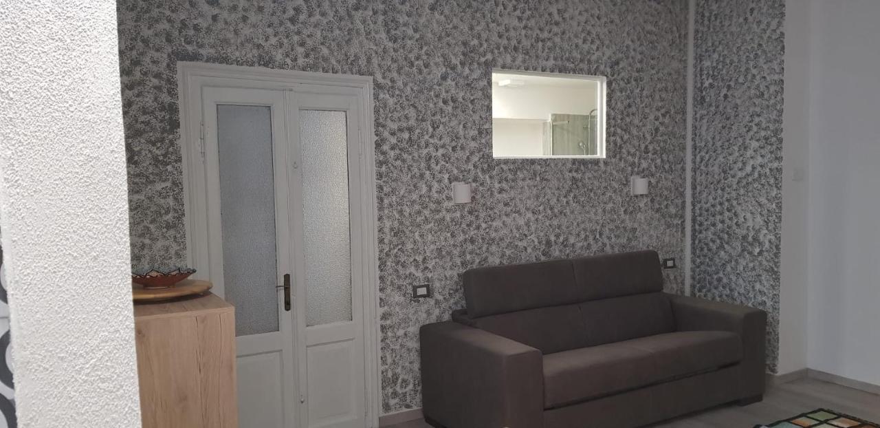 Mansarde & Suite Maison 1706 Lago Orta Borgomanero Ngoại thất bức ảnh