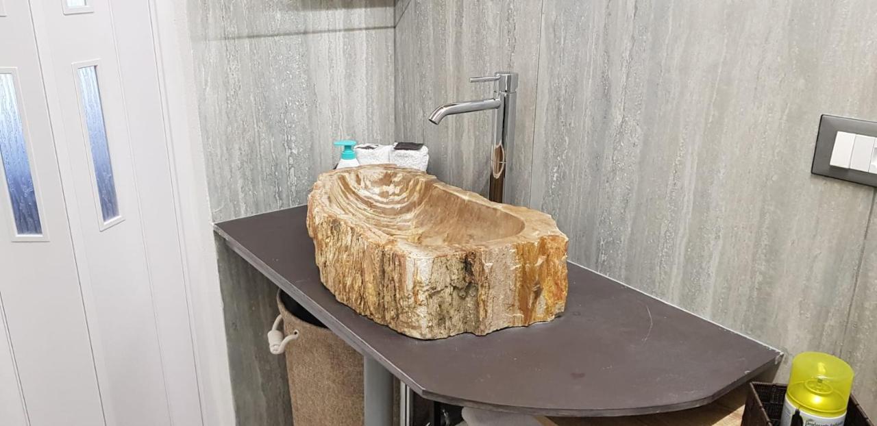 Mansarde & Suite Maison 1706 Lago Orta Borgomanero Ngoại thất bức ảnh